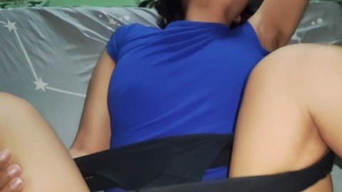 Mamma single Pinay si diverte con un nuovo ragazzo e si gusta un delizioso creampie