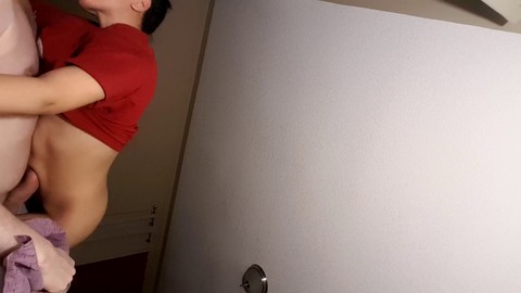 Ancienne petite amie Pinay fait un blowjob profond et rapide